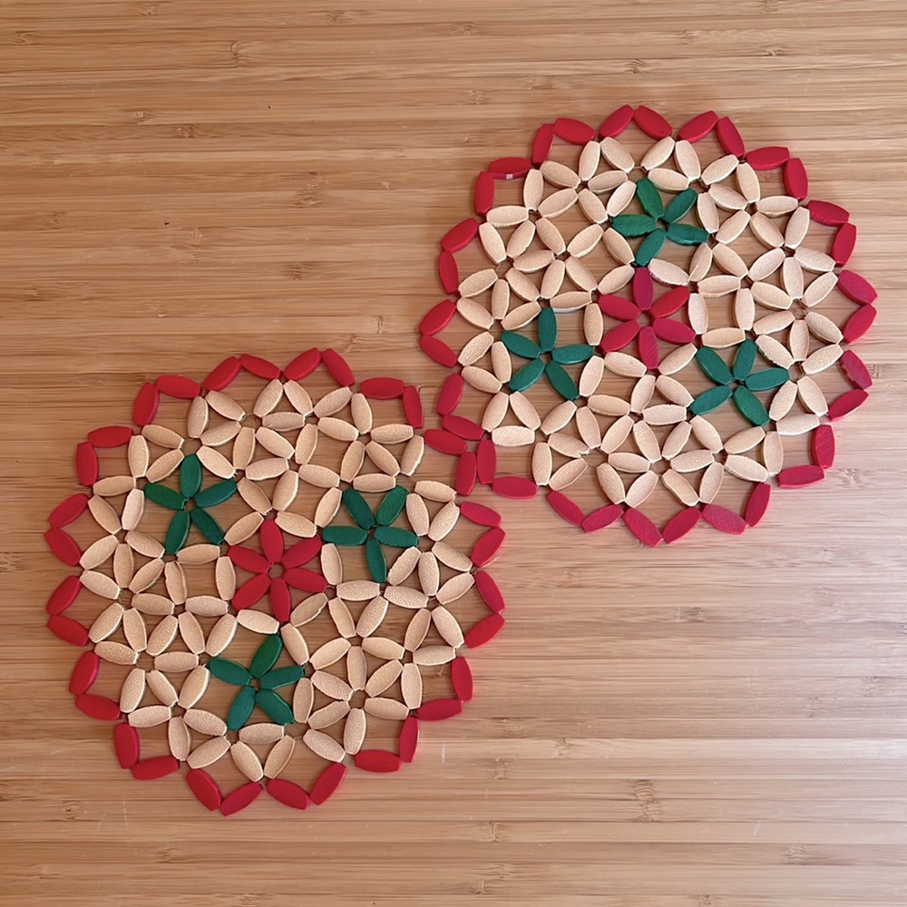 Vintage Wood Bead Boho Retro Trivet HotPlate Flat Geometric Floral Set of 2